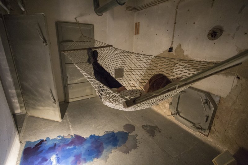 Dear Madam, Sliced Mist view 10