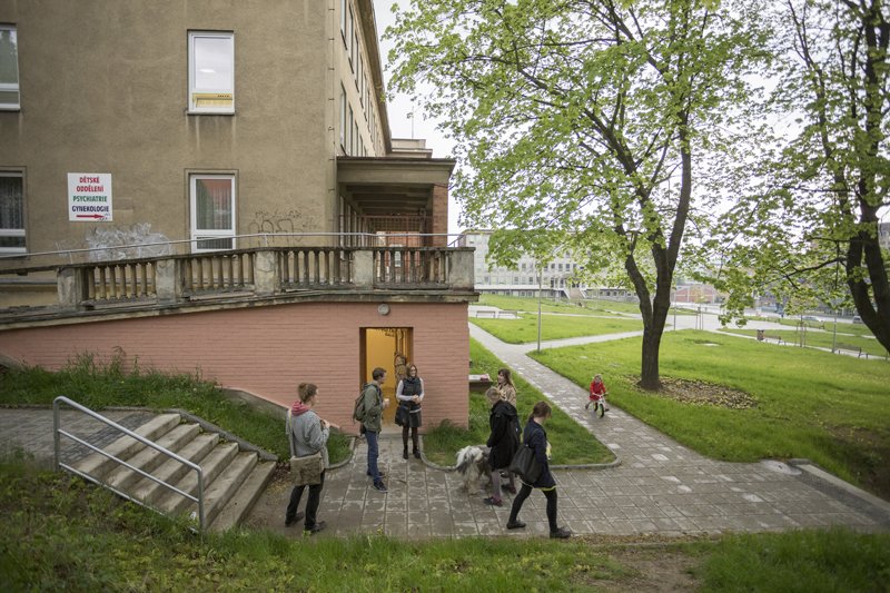 Dear Madam, Sliced Mist view 2